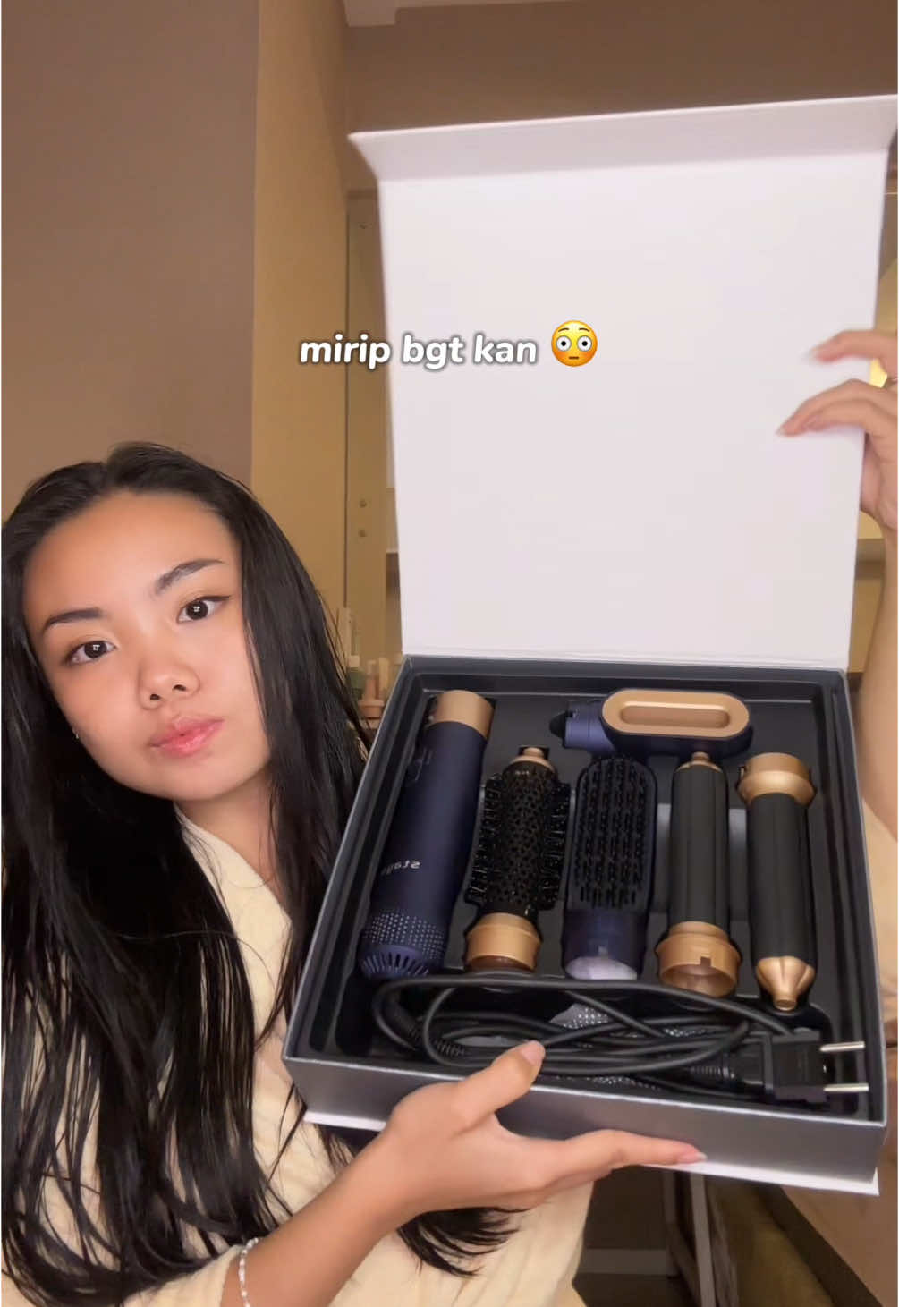 termasuk oke sih, apa lg hair dryer nya cepet ngeringin rambut tebel aku 😂 btw ini 1000watt ya @STAYOUNG.IND @STAYOUNG Livestream @STAYOUNG Official #stayoung #stayounghairstyler #stayoung5in1hairstylerpro 