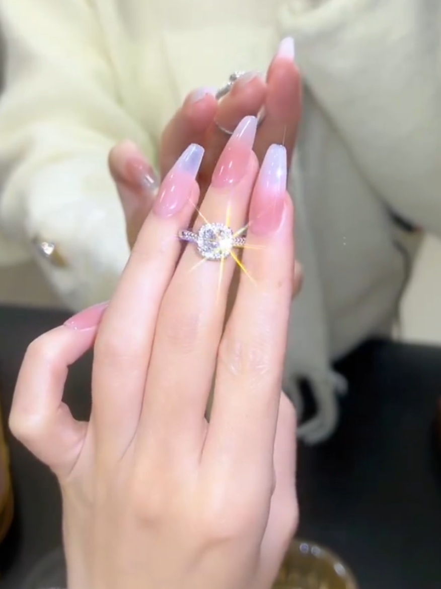 Nhẫn đá mặt vuông bạc ta. #phukien #phukienxinh #phukientrangsuc #phukienthoitrang #acessories #fyp #fypシ #foryou #xh #xhtiktok  #xuhuong #xuhuongtiktok #trend #trending #nhan #nhannu #nhanbac #nhẫn #nhẫnđẹp #nhẫnnữ 