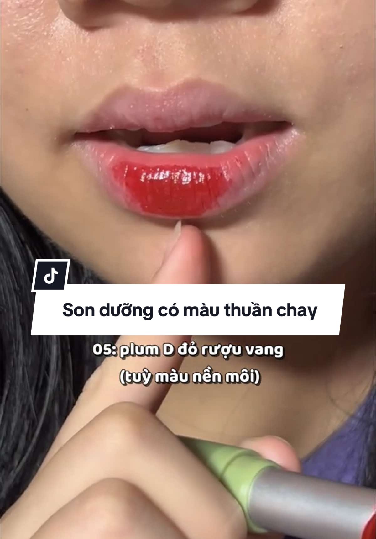 Son dưỡng có màu Glamrr Q khá lành tính cho môi dị ứng chàm á mn tham khảo nha #lipbalm #reviewlamdep #beautytips #sonmoi #sonduong #foryou #duongmoi #makeup#chamfuongcomau #sonthuanchay 