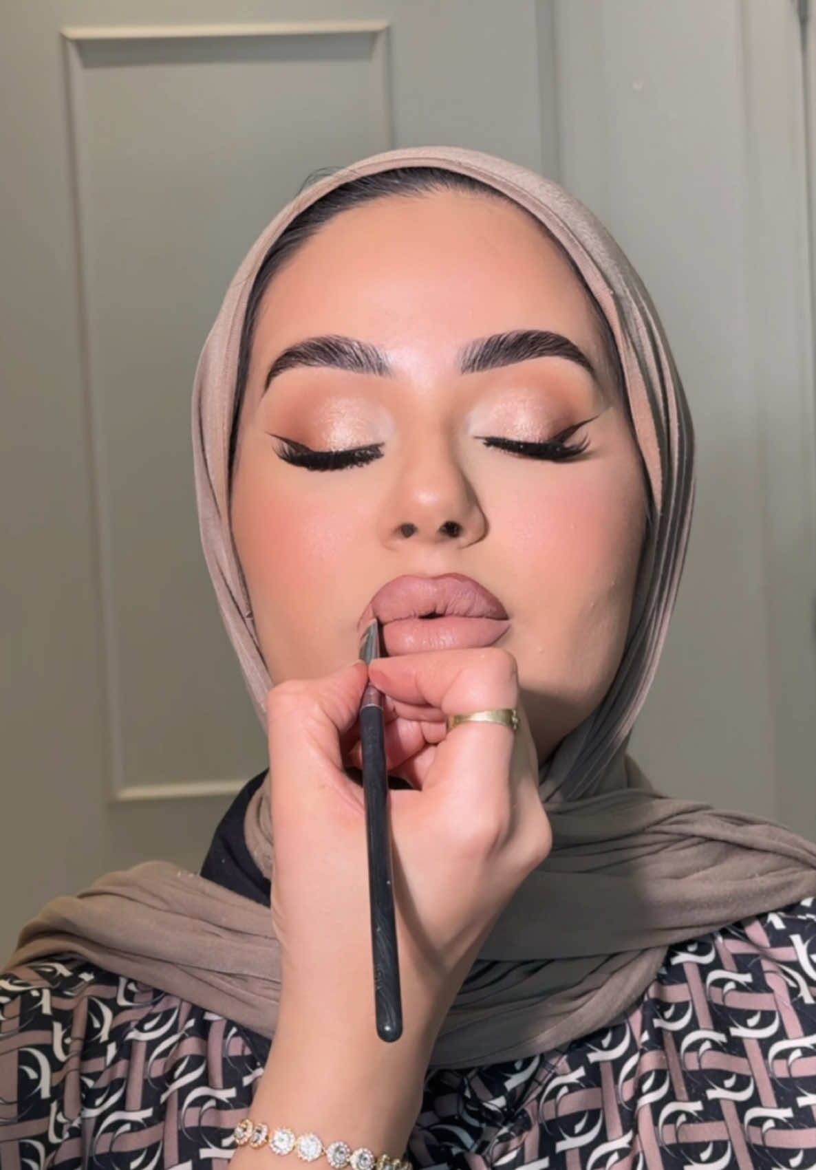 RUBA X BURCII 🦋 #MAKEUP 