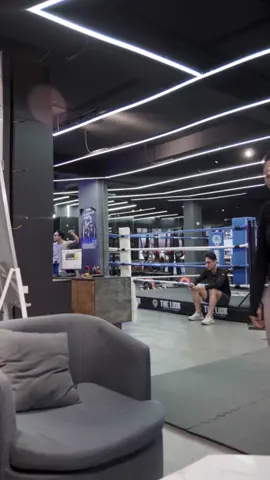 Hãy xây dựng lối sống lành mạnh bắt đầu từ việc yêu thương bản thân qua chế độ dinh dưỡng khoa học cùng The Lion nhé #thelion #thelionfitness #gym #Fitness #dinhduong #anuong #healthy