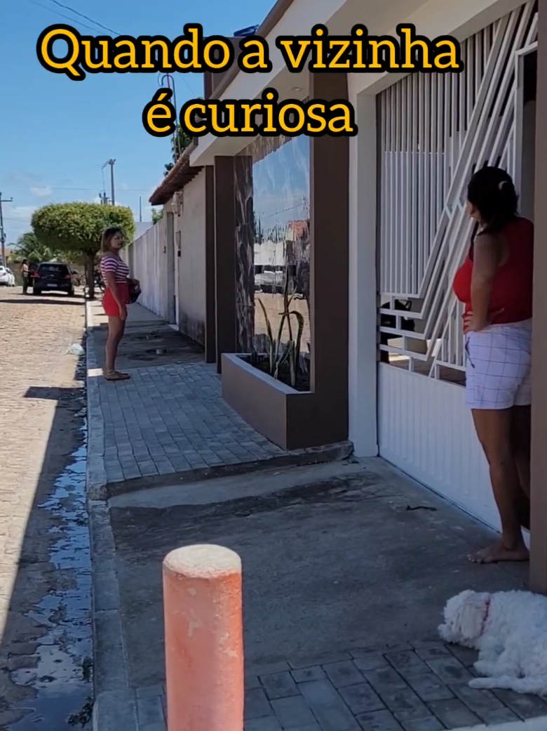 Todo mundo tem aquela vizinha curiosa 🙄😂 #trendi #memestiktok #vizinha #curiosa #humor #fypageシ #fyyyy 