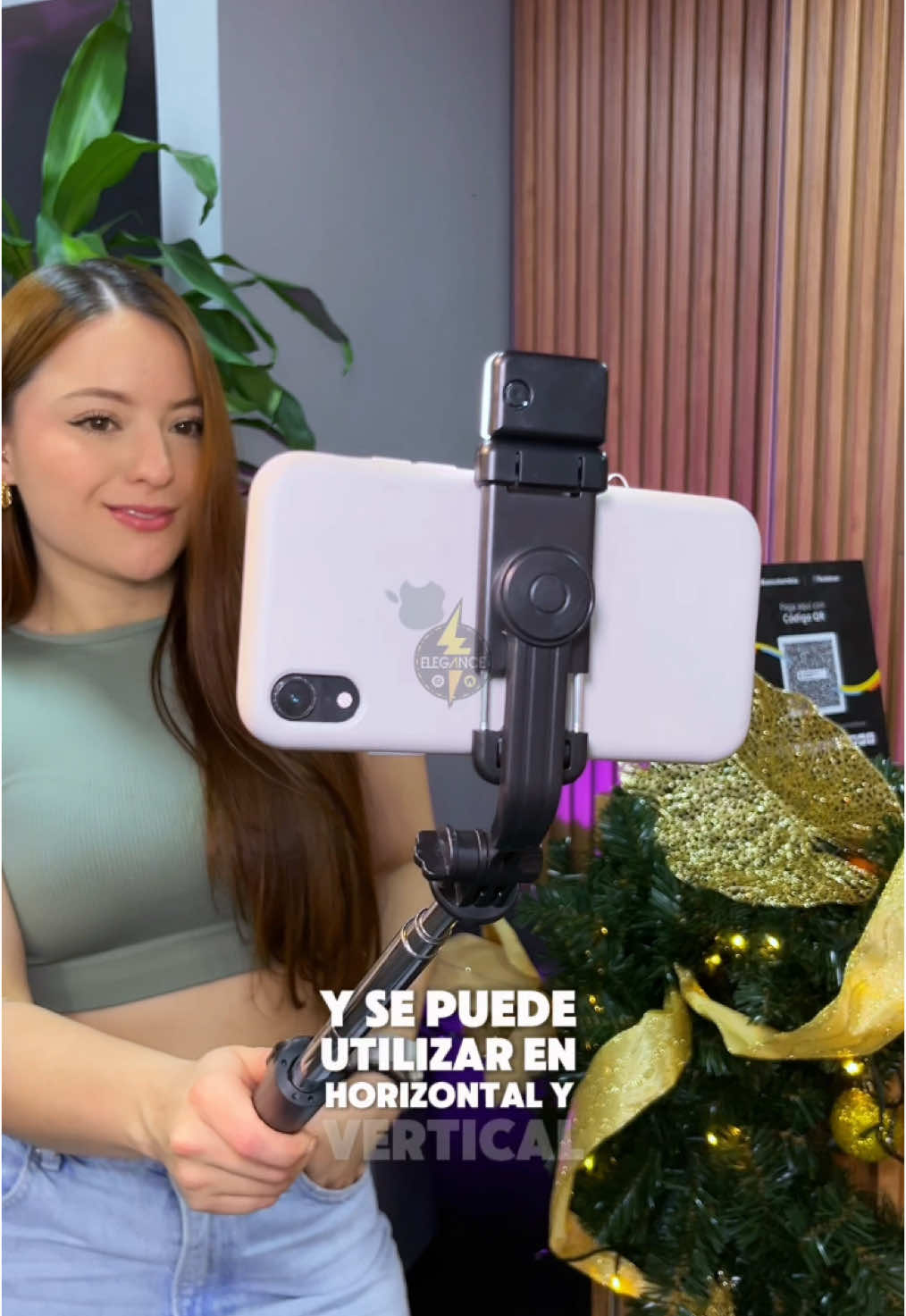 Si te encantan las fotos o eres creador de contenido te aseguro que vas a amar este trípode 👌🏻 Puedes utilizarlo en una mesa, en el piso ya que sube más de 70 cm 👆🏼 o en la mano como palo selfie 🤳 ¡SUPER FUNCIONAL!  Además, incluye una luz recargable y control Bluetooth para tomar fotos y vídeos a distancia 📸  Pide el tuyo con envío gratis y pago contraentrega 📲 3136575400