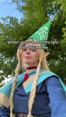 Still on the gnomes team yeah #animecosplay #deliciousindungeon knights vs gnomes cosplay in public #dungeonmeshi 