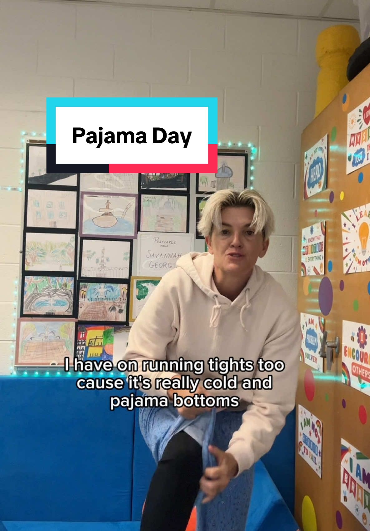 Out in thes #atlanta streets living my best #PJ life #teacherfashion #themeday #mschanggifted 