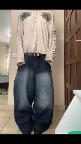 vontade de chora  #fyp #y2k #clothes #outfit #fit #baggyjeans 