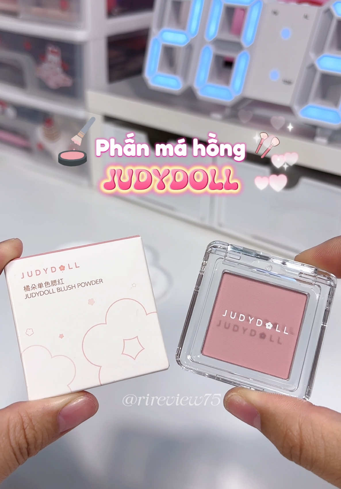 Màu 44 xinh iu, cooltone là xút xắc nhen💓🌻 #unbox #unboxing #goclamdep #beautyhacks #bikiplamdep #beautytips #reviewlamdep #phanmahong #judydoll #rireview75 #fyp #viral #cheerswithjudydoll #salevuichotnam #tiktokshop1212  