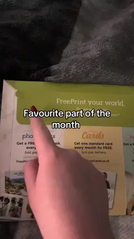 I need more blue tack 🌝 #freeprints #posters #poster #albums #foruou 