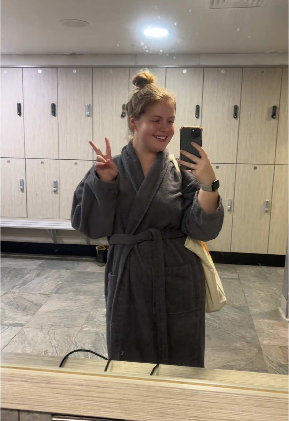 Vlogmas day 5 🎁🎄🎅🏼❤️ #Vlogmas #vlogmas2024 #christmas #festive #spaday #relax #elemis #skincare #SelfCare #retreat #selflove 