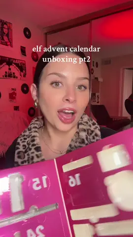 SO MANY GOOD FULL SIZED PRODUCTS IN THIS ADVENT CALENDAR !!! Go awfff @elfcosmetics @e.l.f. Cosmetics 🫶🏻 #beautyadventcalendar #adventcalendar #adventcalendaropening #adventcalendarunboxing #elfadventcalender #unboxing 