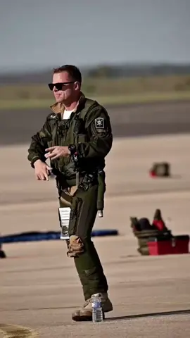 #f22raptor #fighter #pilot #airforce #military #us 