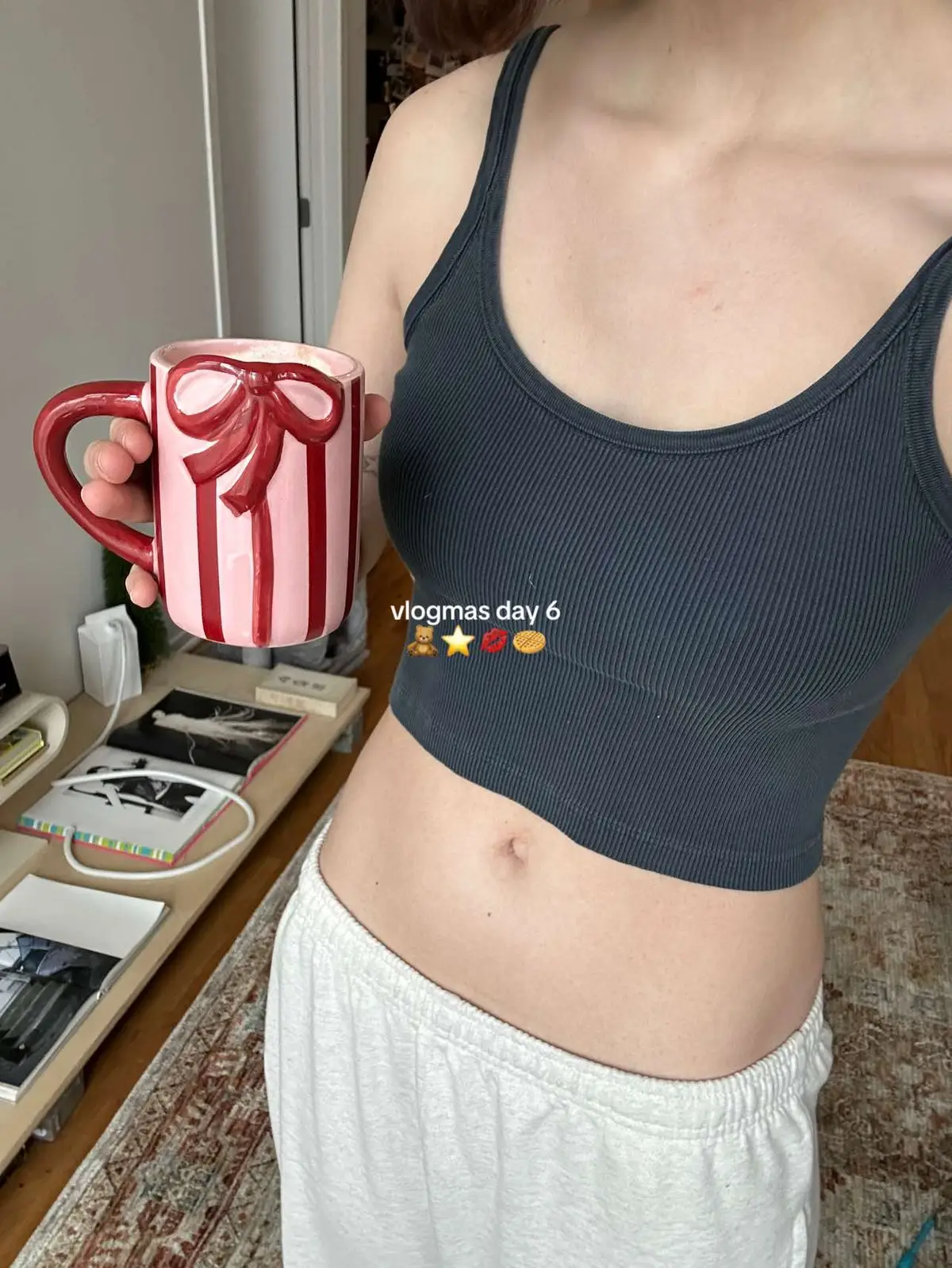 another lil vlog in pictures hehe #Vlog #diml #spendthedaywithme #dayinmylife #Vlogmas 