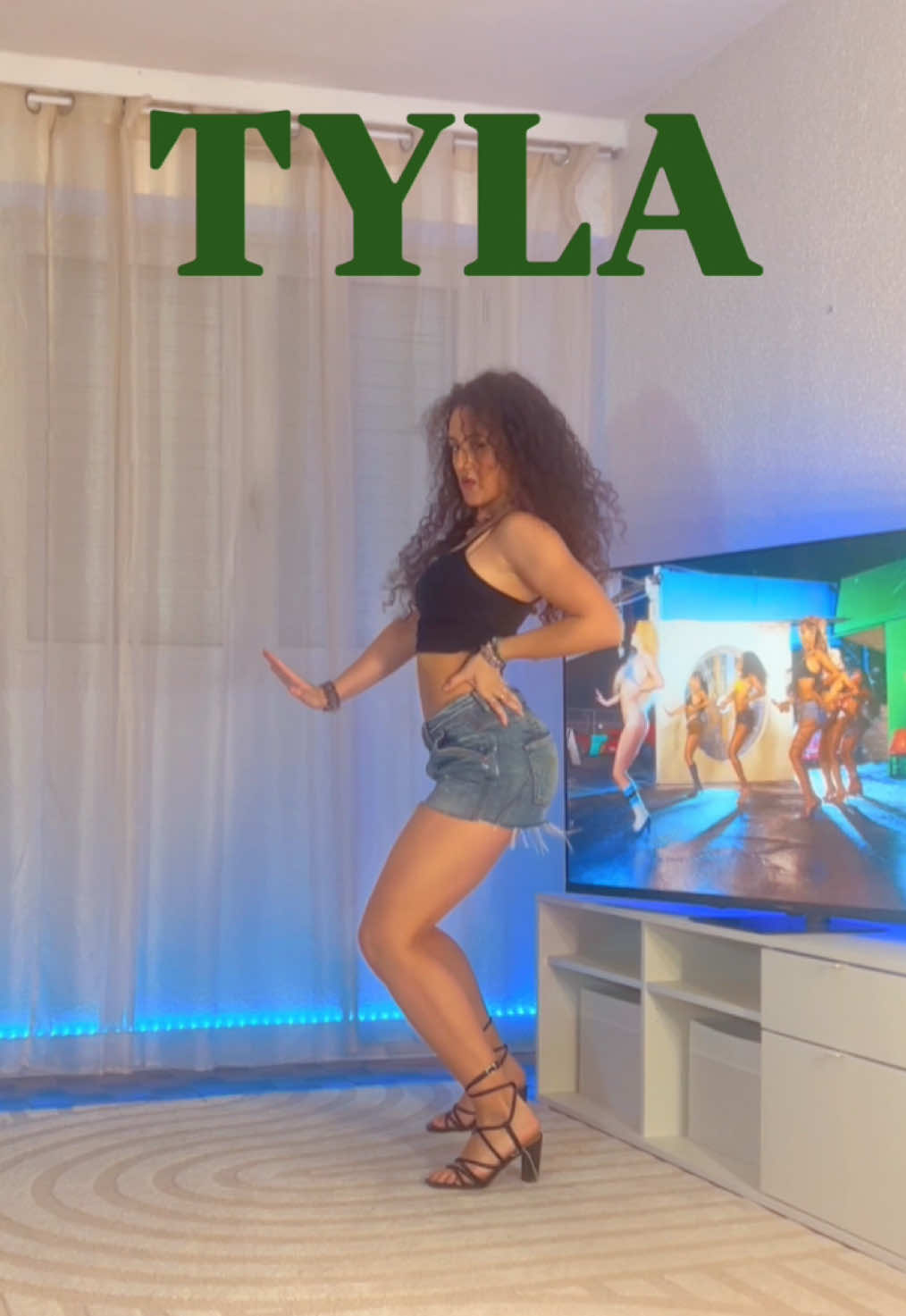 @Tyla 🫧 PUSH2START ! #tvdancecover #tvdance #tyla #push2start #tyladance #water 