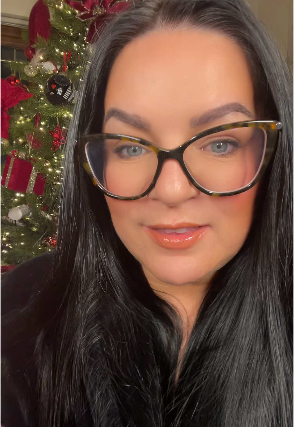 So much love for the little black dress , i got it from @Next #lipsy and wore it for an occasion but wanted to wear it again so i went to the Zip Yard in limerick to get it altered so i could wear it again #fashion #rewearingiscaring #OOTD #ClaireClarkson #WhatsgoingonIreland #christmas #Limerick 