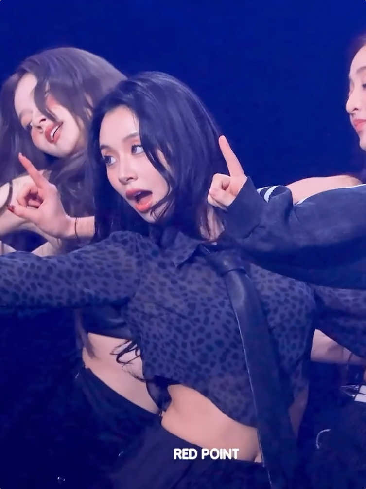 black looks good on her 🙂‍↕️ #chaeyoung #채영 #twice #트와이스 #fancam #twicefancam #chaeyoungfancam #strategy #all4chaee #fyp cr: RED POINT on YT 