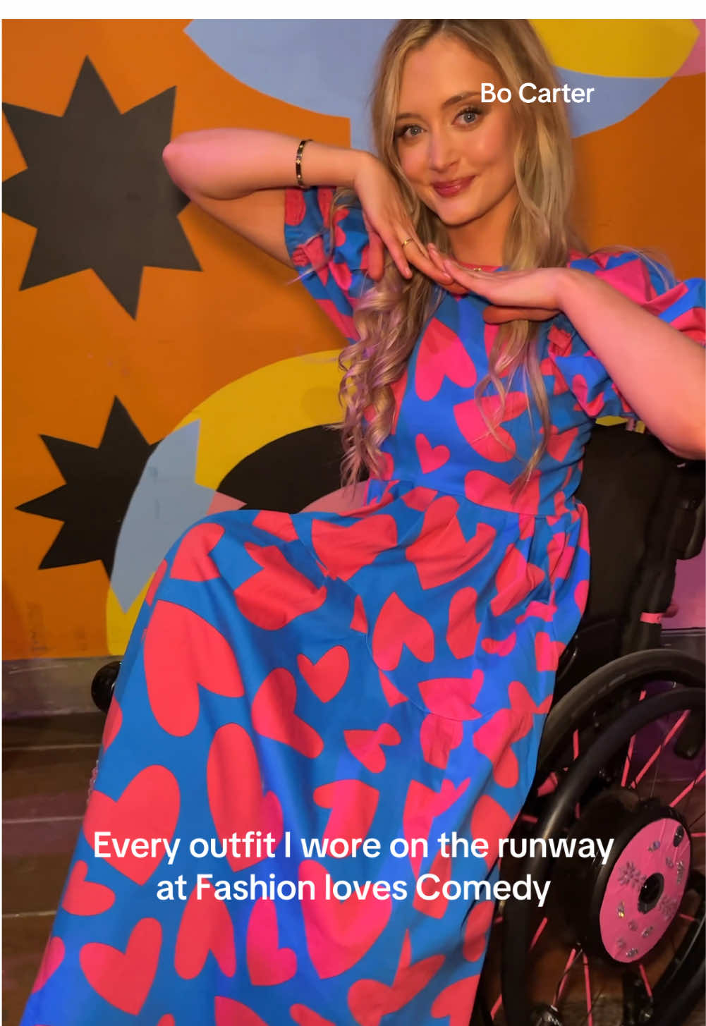 ✨My boots did some walking then switched to rolling 😁✨ I had SUCH a fabulous time at @fashionlovescomedy last night. The designers are so talented and such lovely people too. If you ever get a chance to catch one of the fashion loves comedy shows I would HIGHLY recommend it. What better combo than a fabulous divers catwalk show with hilarious comedians in between! The boots I wore were from @boohoo (the black ones), @asos (the gold ones) and @publicdesire (the pink ones) and clear heels from @prettylittlething via @vinted #slaywithsparkle #disabledmodel #runwayshow #sheffieldmodel #leedsmodel #fashionlovescomedy #leftbankleeds