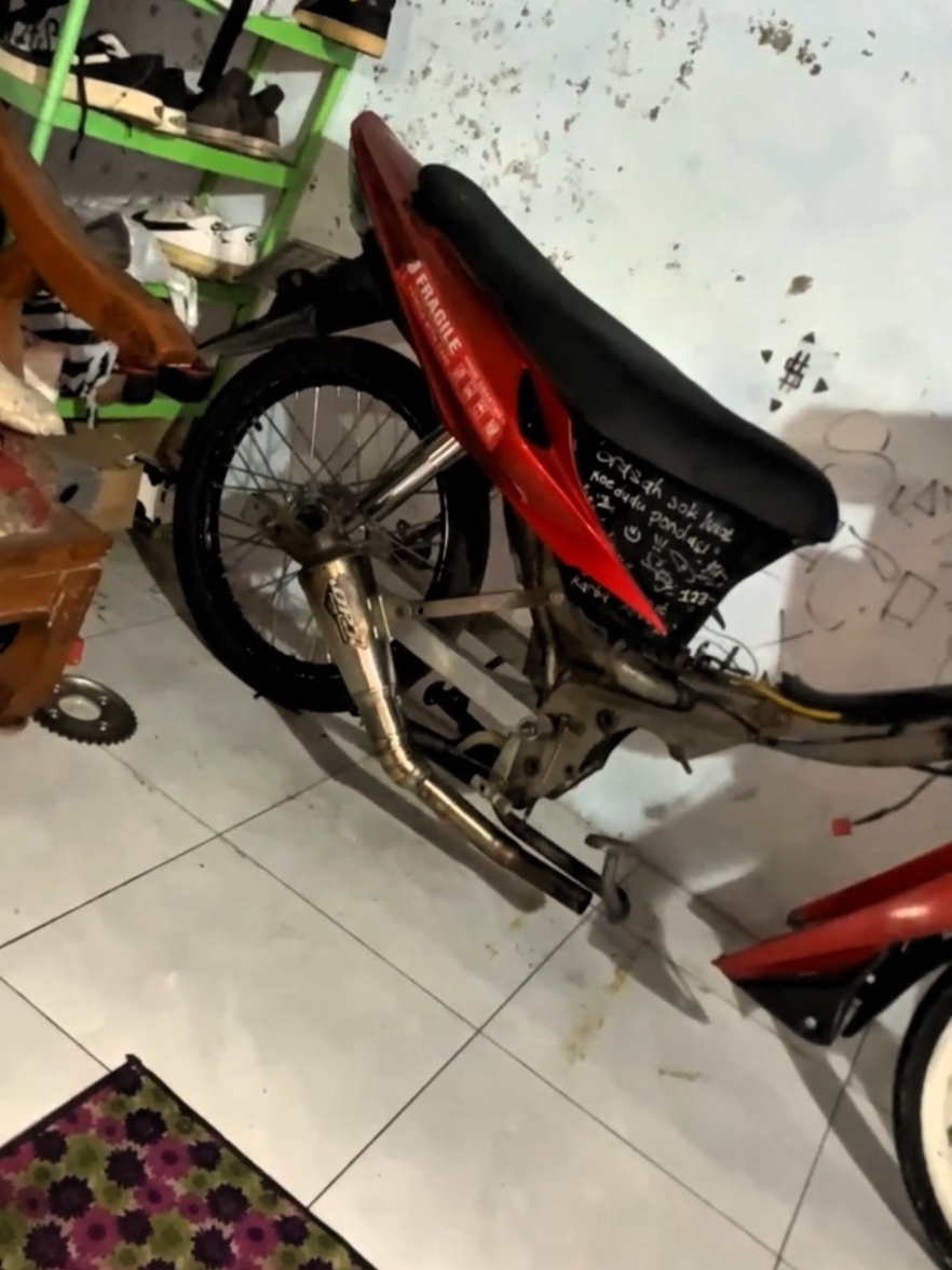 . #revoagstyle#revolama #revo100 #revobapak #cseries #viral #fyp #fypage #xyzbca #fyppppppppppppppppppppppp 