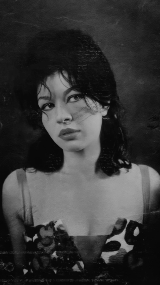 Shweikar Ibrahim was an Egyptian actress born in Alexandria. She enjoys a unique position in the Egyptian and Arab entertainment community. Her roles have varied from cinema, to theater, to television and radio. Her career as an actress began in the early 1960s when she performed roles in several tragedies. The director Fateen Abd Al Wahab noticed that she had a special ability to perform comedy roles and she would later assume several roles in this category. However, she did not restrict herself to that category and she would also perform roles in works that had sociological and political themes. She married the well known performer Fouad Al Mohandess and the two formed one of the most outstanding duos in the history of Egyptian cinema. Together, they presented several roles that were very successful.  #egypt #egyptianculture #egyptianheritage #masr #egyptianwomen #arabicmusic #arabicmusiclovers #History #cinema #cinematography #photography #egyptianactress #مصر #abdelhalimhafez #اهواك #egyptianmusic #egyptianlanguage #egyptiansinger #egyptianhistory #🇪🇬 #shwikar #comedy #Egyptiancomedy #fyp #1950s #1960s #egyptian_tik_tok #classicmovie 