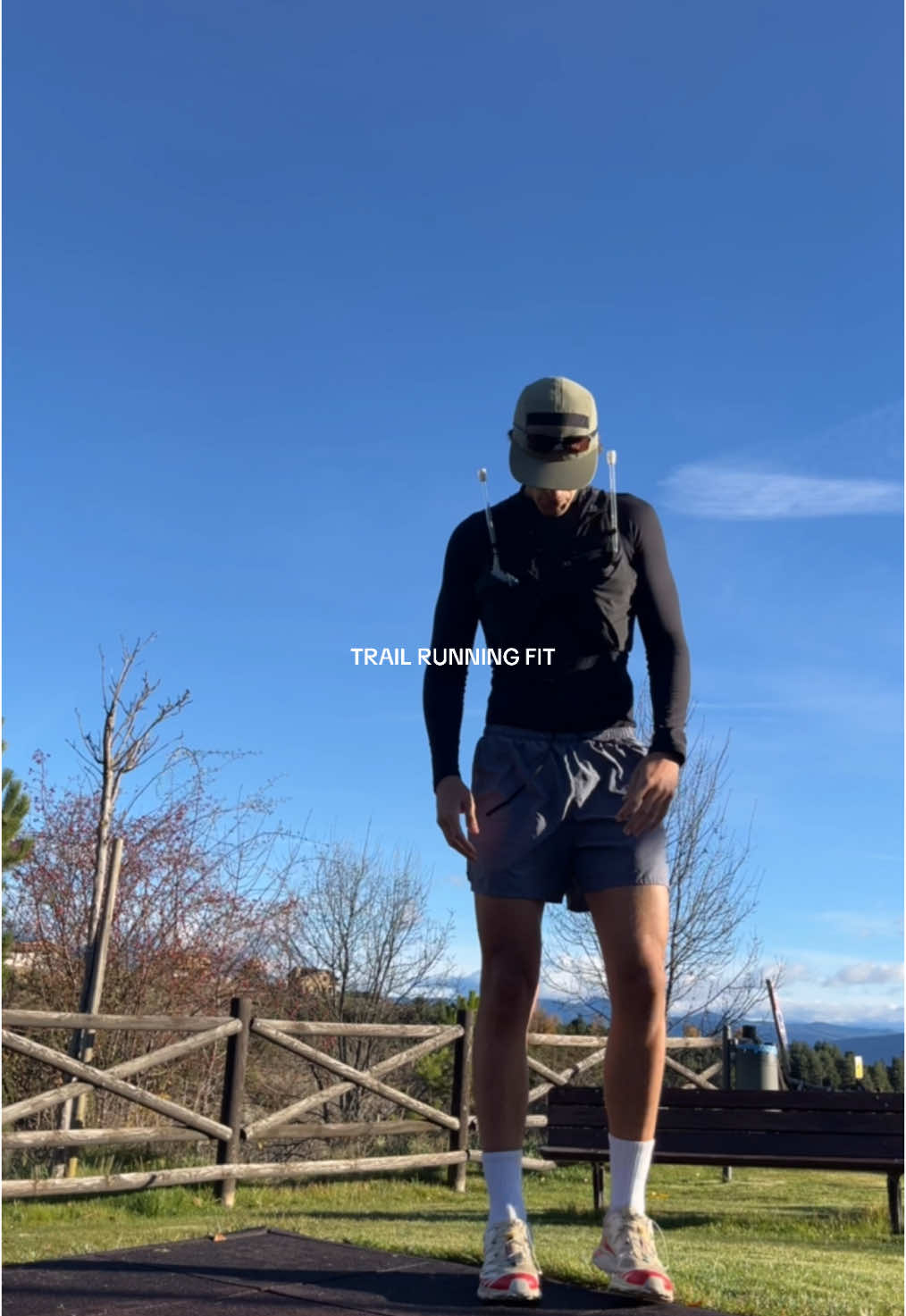 Full salomon issa lifestyle @Salomon #outfit #sport #marathontraining #grwm #Running #sportmotivation #athletes 