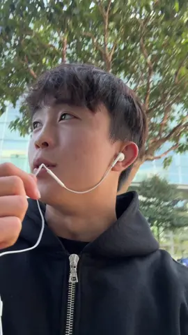 When in doubt, wear all black! Automatic fit 🙂‍↕️