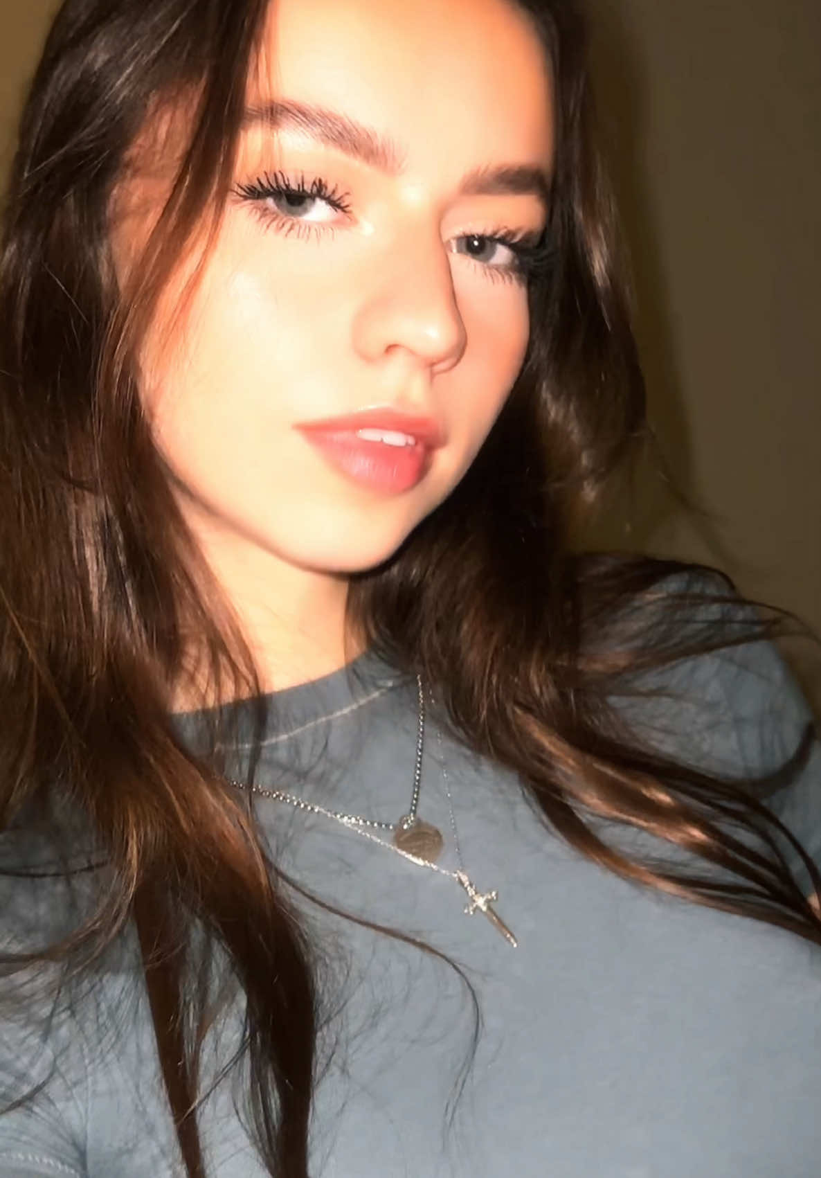 my lashes clumping together in this 🧌