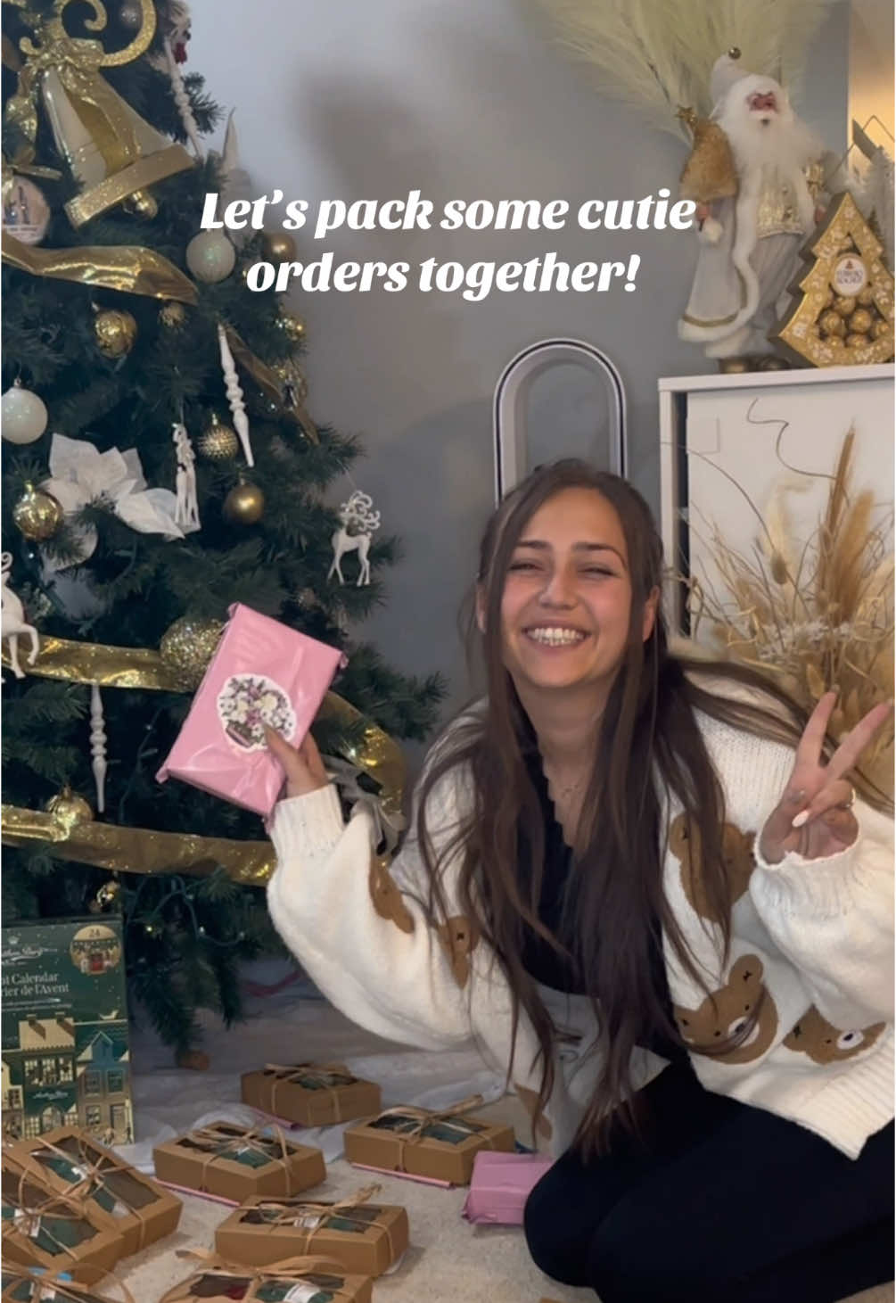 Lets pack some cute orders 🎄🎁 #christmas #crochet #orders #packorderswithme 