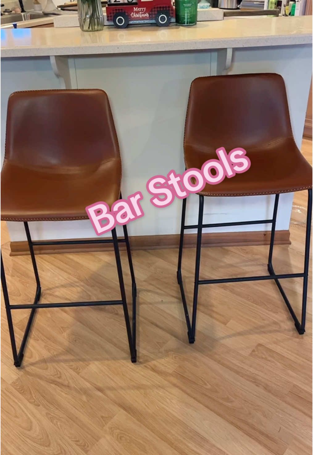 These bar stools are gorgeous and so comfortable. #barstools #barstoolsearch #counterheightstools #barheightstools #sweetfurniturepicks #tiktokshop 