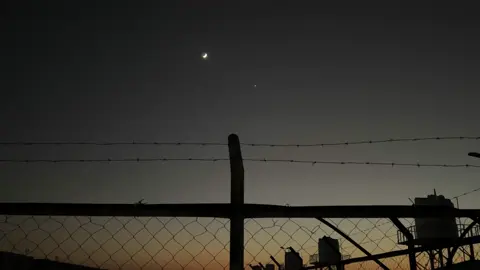 هوُ الوحِييييد!. #فلاح_المسردي #غربة #ابها 