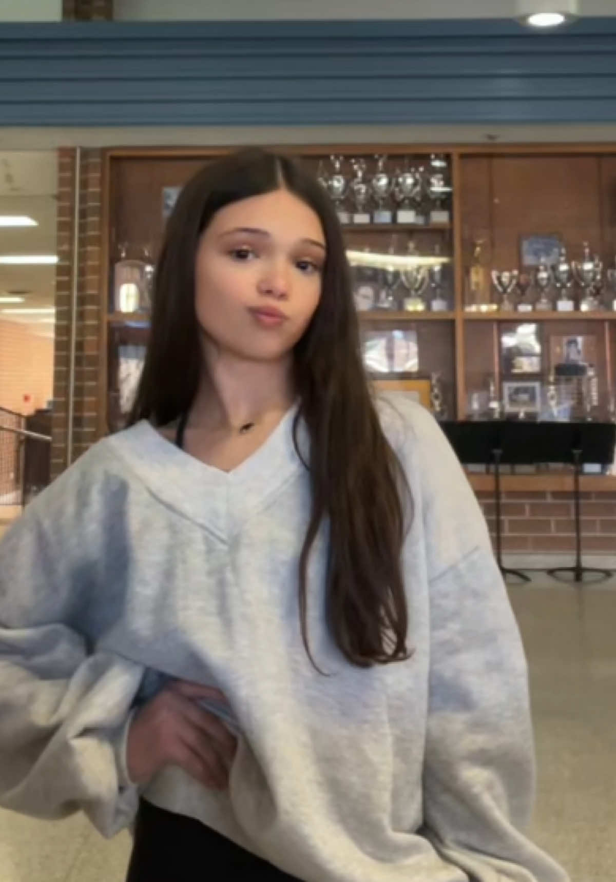 Fridayyyy 🙃                               #friday #friyay #OOTD #fyp  #dancemoms #lilybolno #lilyrae #lilyraebolno #dancelife #jennaortega #jennaortegaedit #dancemomsgirls #dancemomsedit #viraldance #trendingvideo #trendingdance 
