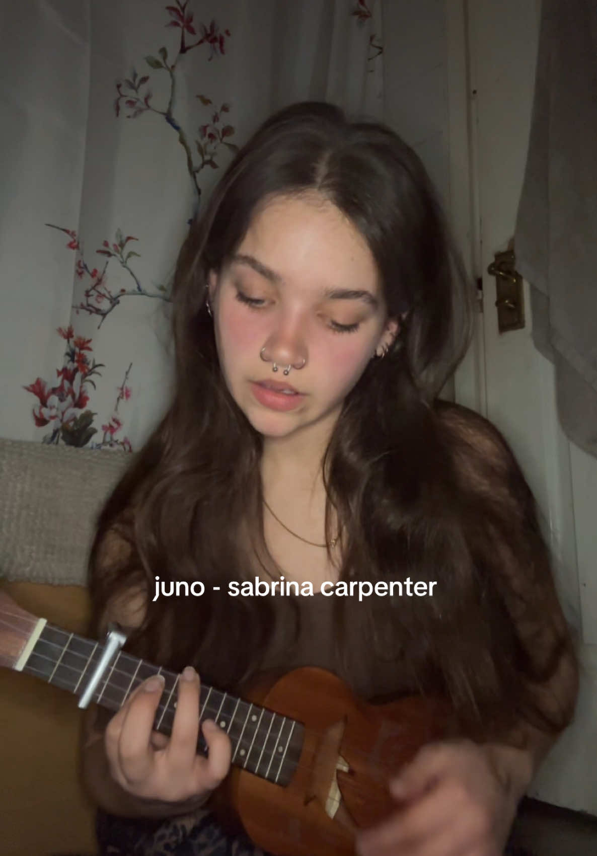 her songs are a vocal workout😩   #VoiceEffects #fyp #foryou #foryoupage #viral #singing #cover #sabrinacarpenter #juno #ukulele 