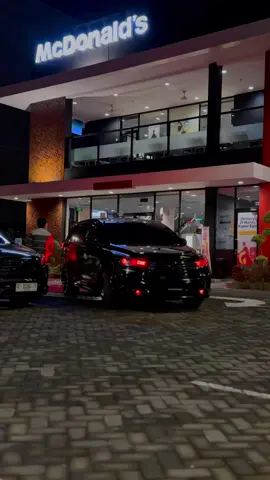 parkir ganteng pemanggil hujan😎               #cumicumidarat #cumidarat #2gd #disel#innovadiesel 