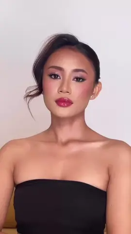 Makeup Artist based in Bali by @sucibeautybali  Booking or inquires : WhatsApp : +6282144415699 (no call🚫) or click link in bio  Thank you😍 #sucimuabali  #sucibeautybali #makeupartistbali  #makeupfreelancebali #beautymakeupbyteam #makeupforever