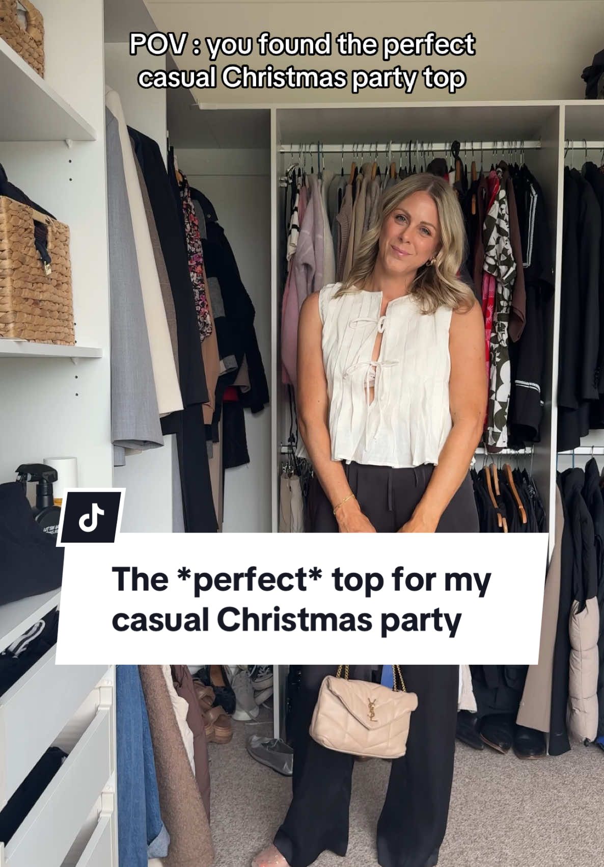 Thanks to my @VRG GRL order for arriving in time for the work Christmas party, as I *literally* had nothing to wear. This cute linen top nailed the brief- casual, comfy and polished, and I loved it! #christmaspartyoutfit #christmaspartyoutfitinspo #partyoutfit #styleinspo 