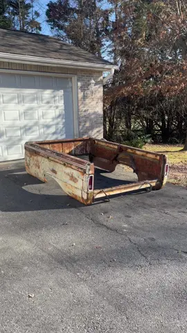 F-Scalade video is LIVE on YouTube now! I’m happy to be back into it 😎 #tomsrefurb  