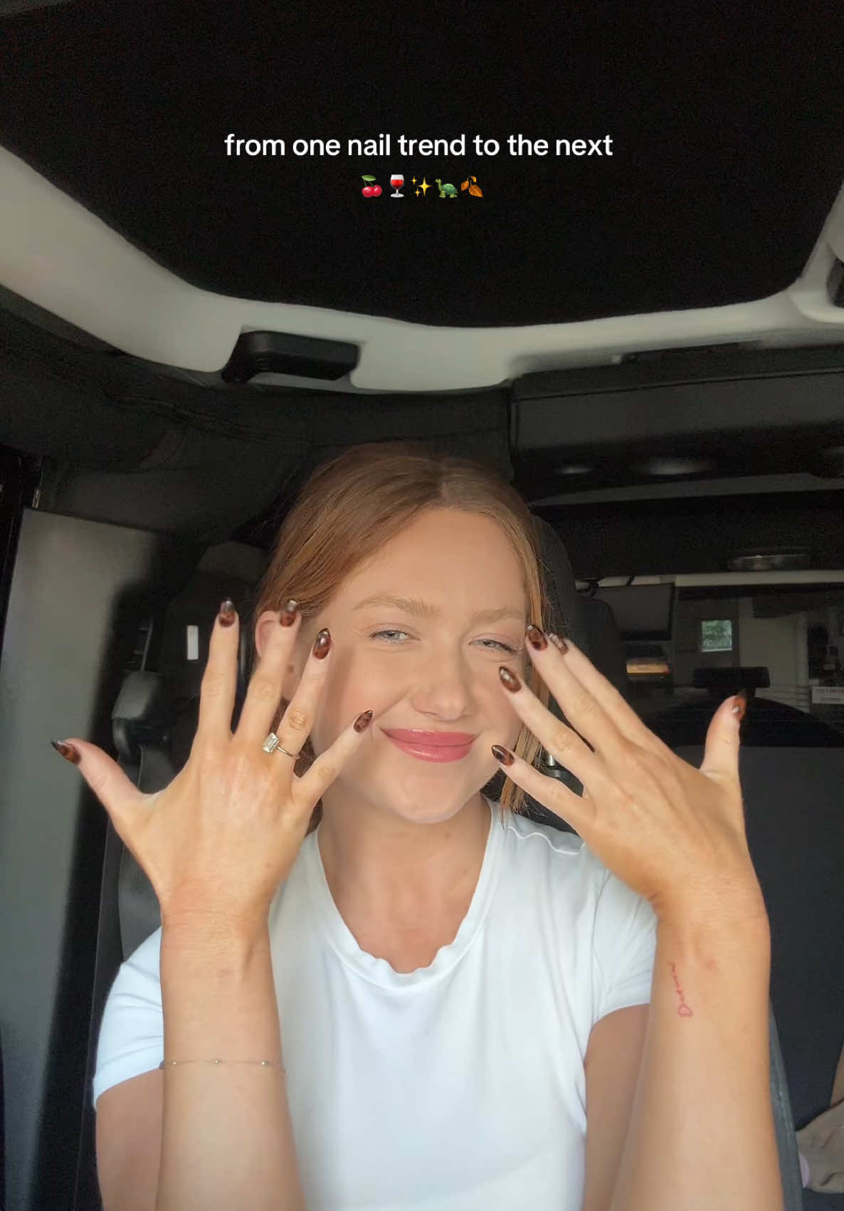 fave nails ever ever!! #nailtransition #fallnails #nailinspo #tortoisenails #rednails 