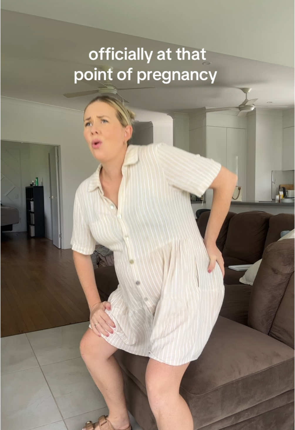 Definitely becoming slower😅 35 weeks pregnant struggles  #pregnant #thirdtrimester #pregnancy #35weekspregnant #pregnantlife #pregnanttok #pregnancystruggles #pregnancypains 