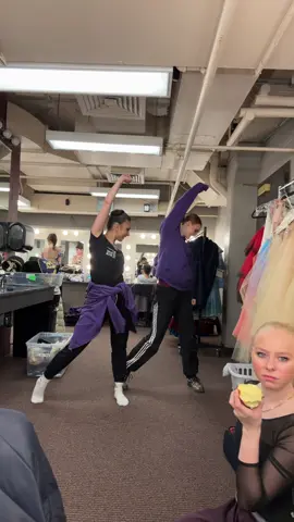 Échauffement avant Casse noisette n•30/64 (🍏) #trend #cassenoisette #nutcracker #dance #fyp #pourtoi #pourtoii #viral #nutcrackerseason 