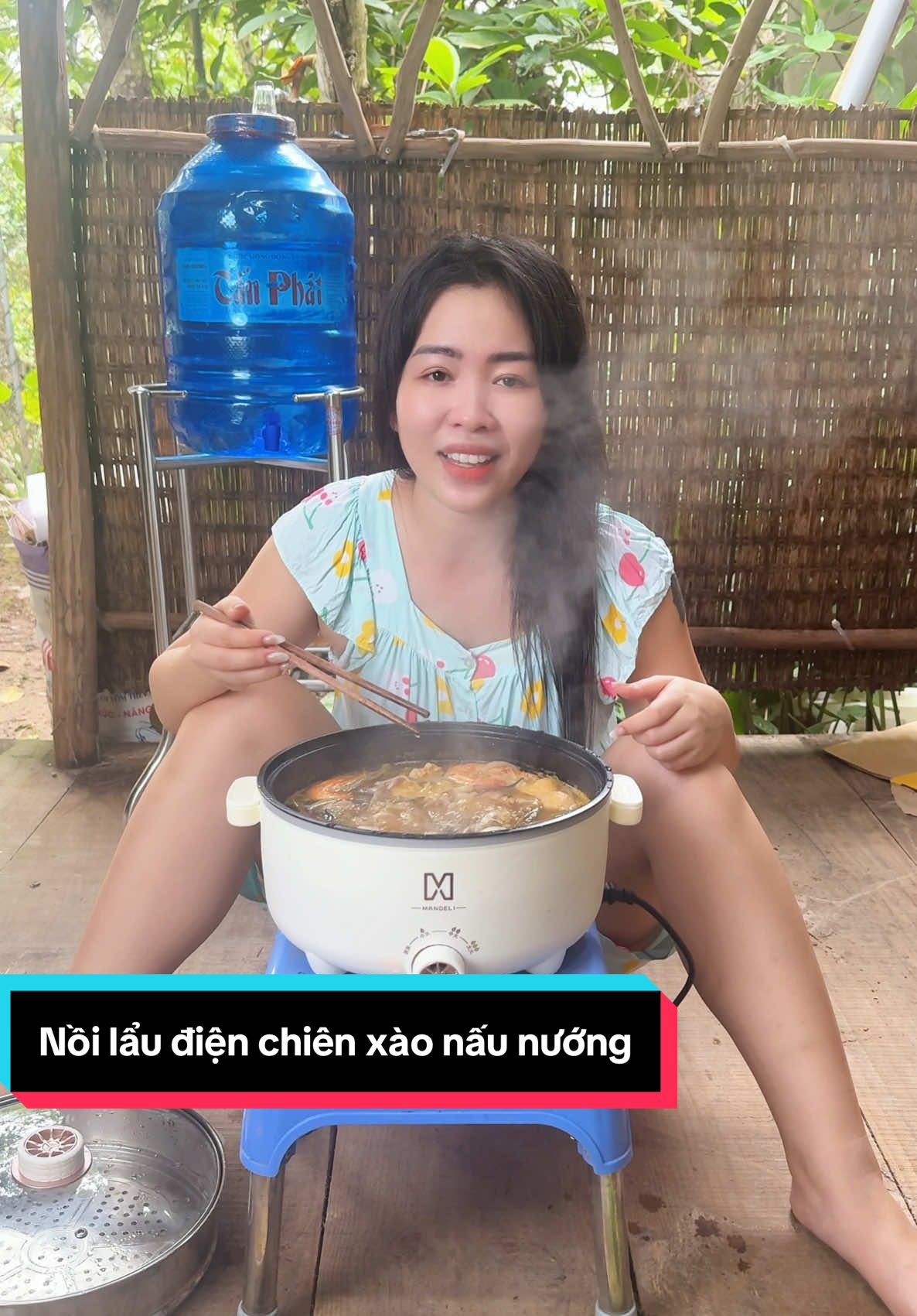 Nồi lẩu điện mà chiên xào nấu nướng gì cân hết luôn#xuanchaumebeo #noilaudanang #dogiadung #noilaudien #xuhuong #fyp 