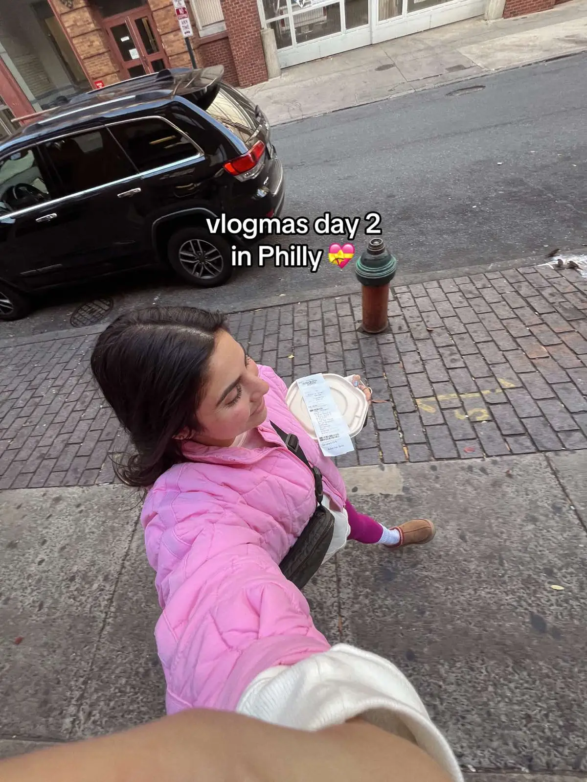 Since I WFH I feel like I spend so many days inside on my computer, so days when I’m out a lot like this fill my cup 😂💓 a yoga class + sweet green really is my IDEAL day #phillytiktok #Vlogmas #philly 