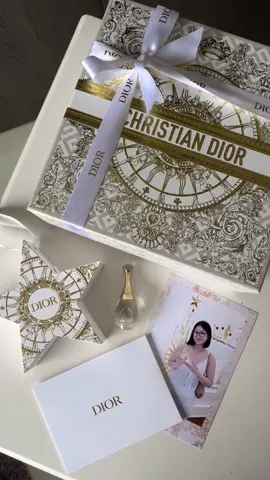 got the Dior Addict Eau Fraîche🌷 #dior #diorbeauty #diorparfums #dioraddict #shopwithme #perfume #gift #fyp #foryoupage #fypp 