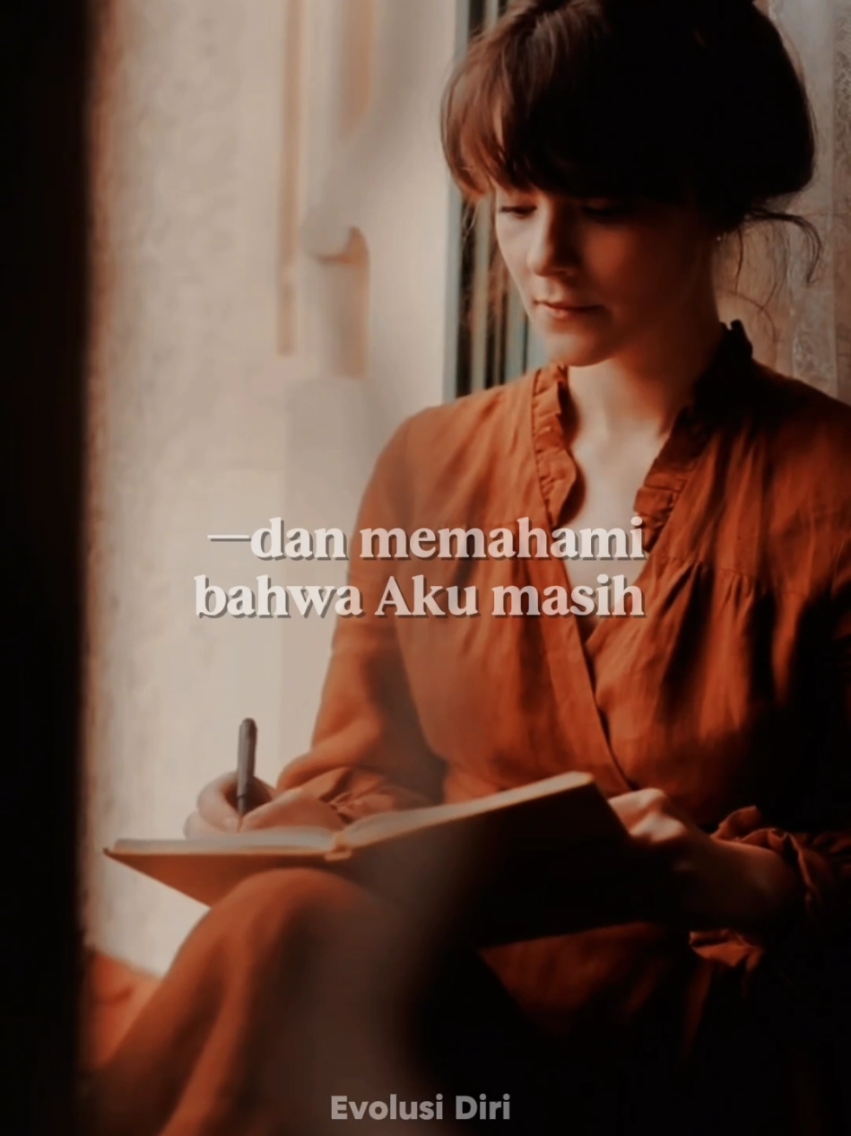 #CapCut Doaku sederhana: semoga di tahun depan tidak ada lagi tangisan yang melelahkan. Semoga langkahku semakin mantap dan jalan yang ku lalui penuh kemudahan.