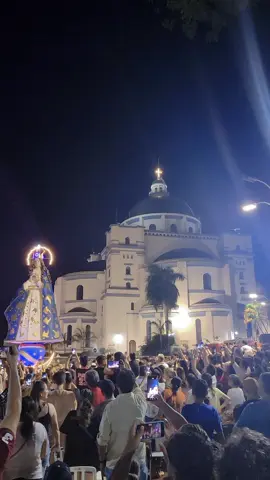 Emotiva inauguración de la Virgen de Caacupé 🙏✨️ #caacupe #paraguayoite🇵🇾❤️  #esperanza #peregrinos #sentimental #bendicion 