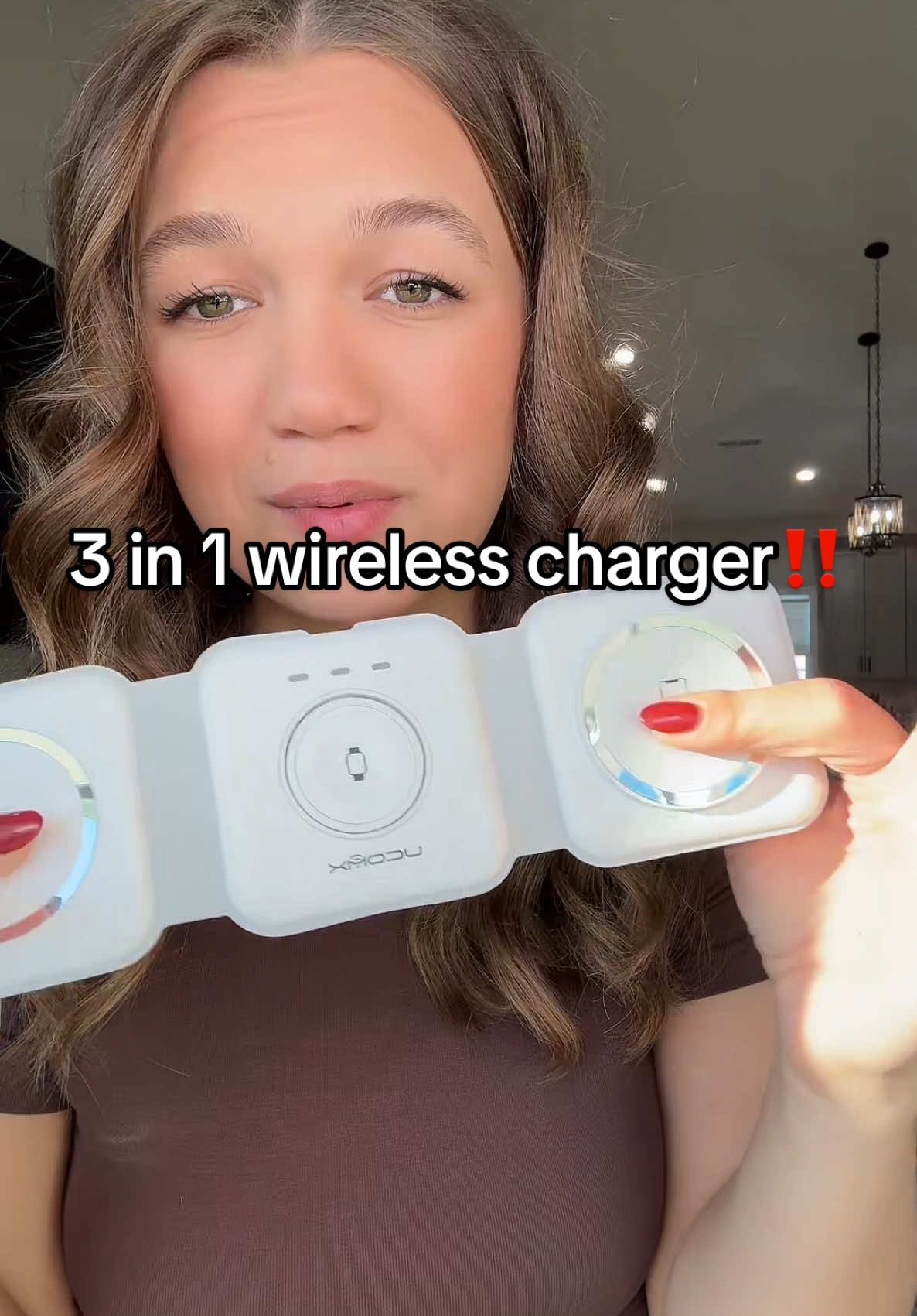 this 3 in 1 charger is so convenient!  #3in1charger #wirelesscharger #phonecharger #watchcharger #earbudscharger #holidayhaul #tiktokshopfinds #tiktokshop 