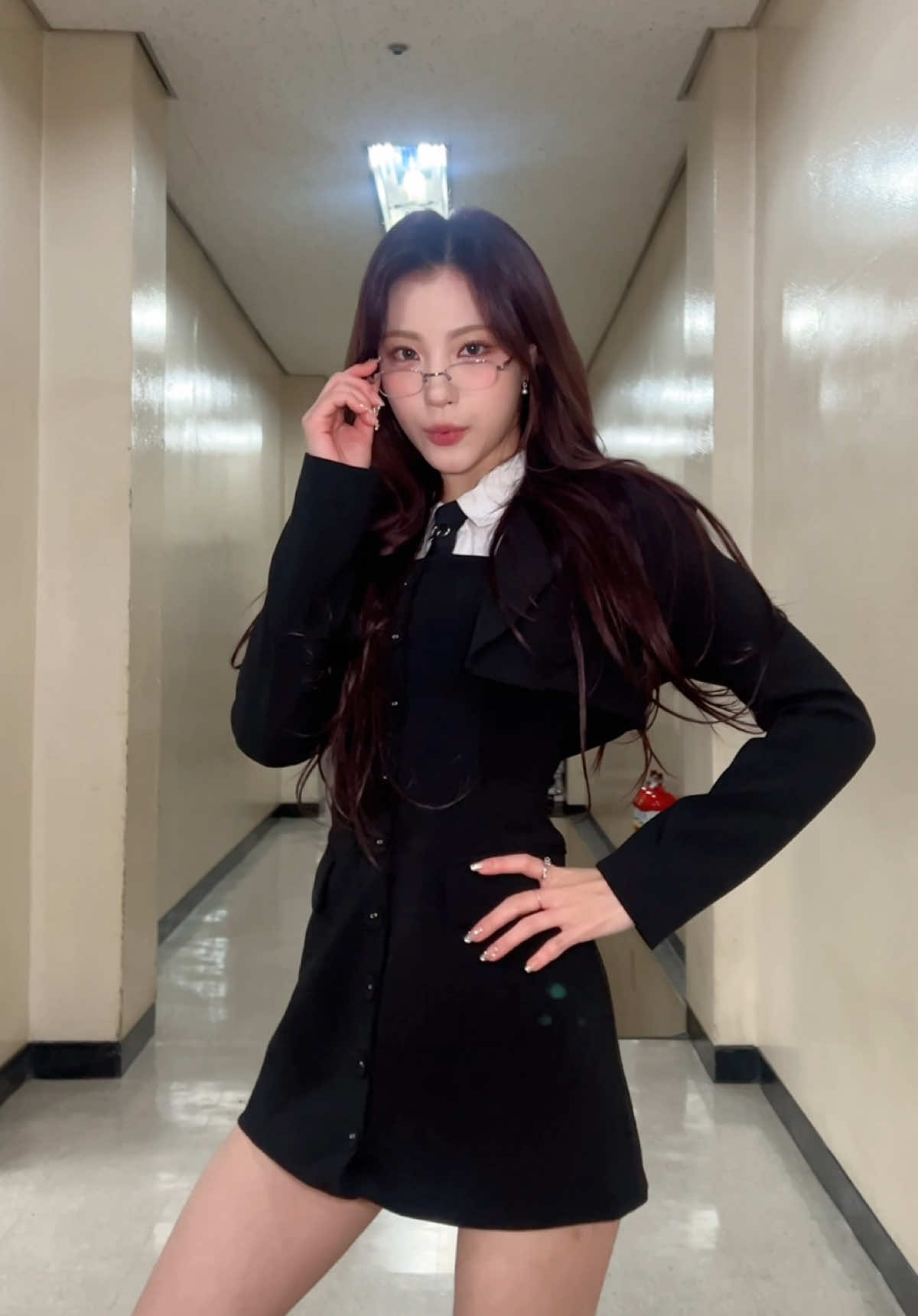 Y2K 쮸🕶️🐰 #ICHILLIN #아이칠린 #YEJU #예주  #Prequel #Official 🫡 #ICHILLIN_Official 