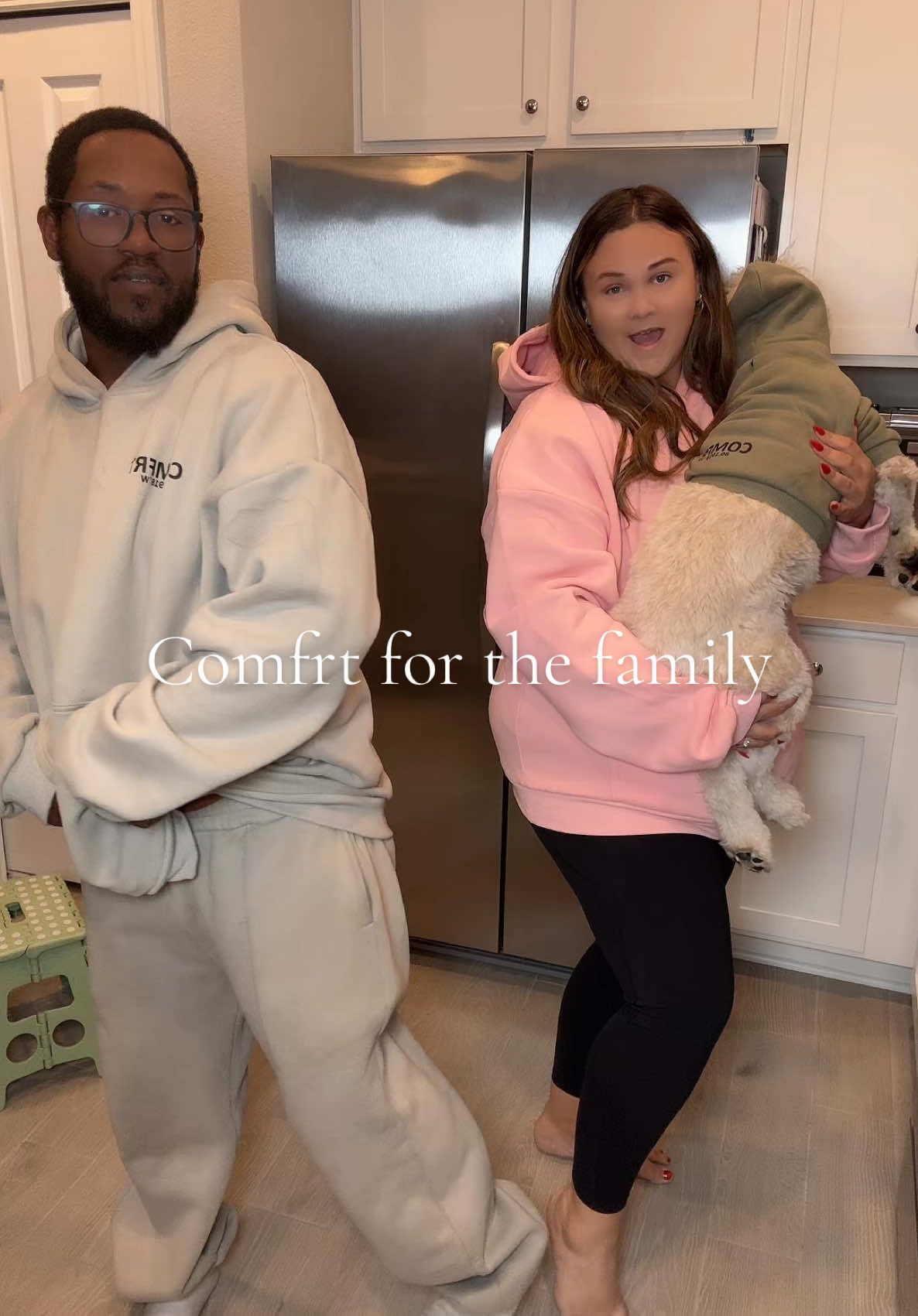 Comfrt family wear #comfrt #comfrtclothing #giftguide #tiktokshopcreatorpicks #ttsstarcreator #oversizedsweatshirt 