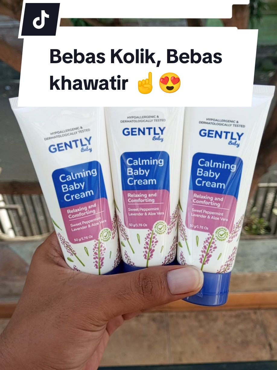 Buat para bunda yang anaknya masih suka terbangun di malam hari karena kolik atau perut kembung, wajib banget punya dan harus cobain krim ini ☝️😍 #gently #calmingbabycream #gentlyindonesia #gently_team🌄 #gentlycalmingbabycream 