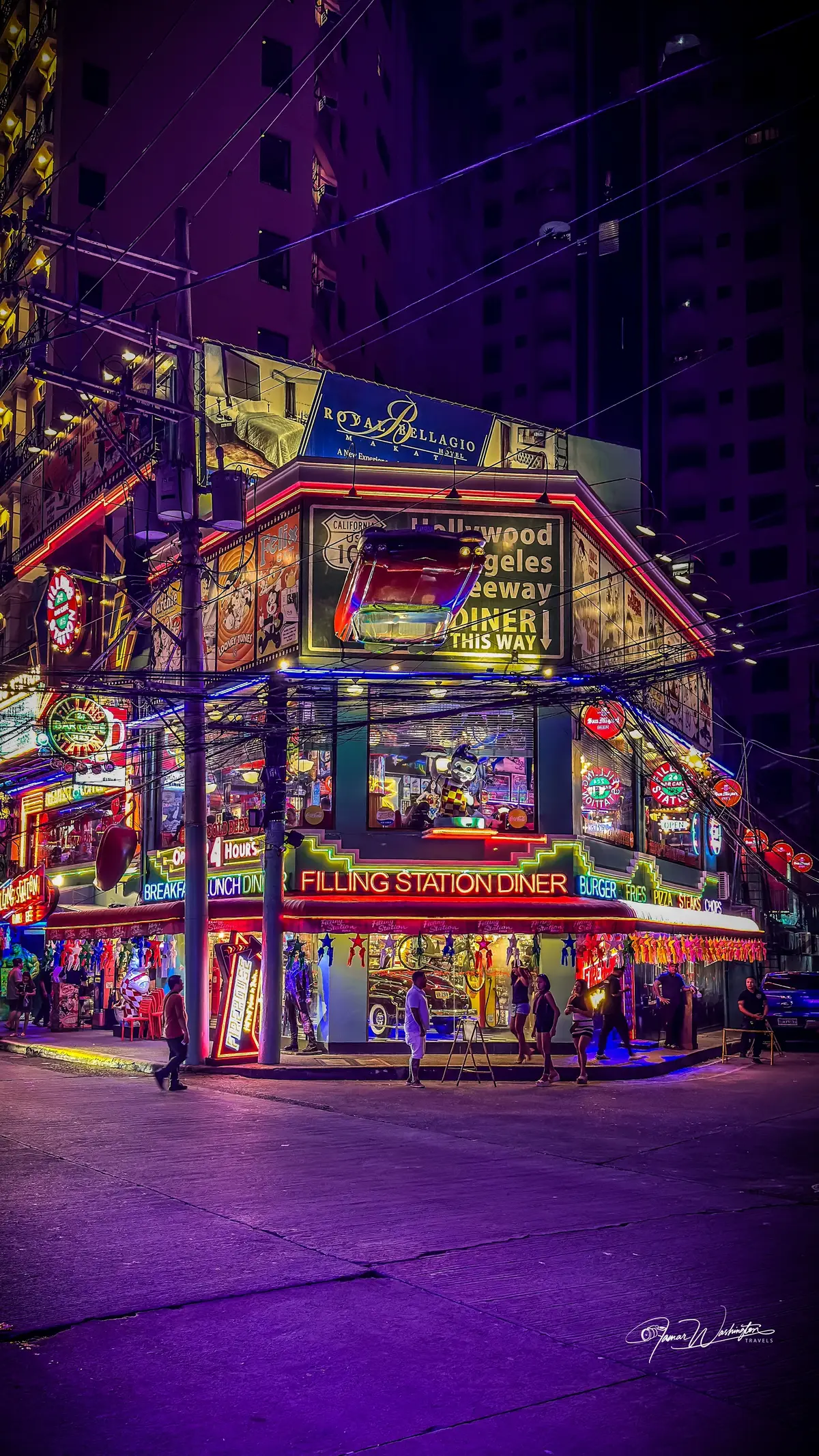 Night Life on Burgos St. Makati. Filling Station is open 24 Hours with some of the best sweets and treats.  #fillingstation #burgos #makati #manila #poblacion #philippines #nightlife #redlightdistrict #traveltheworld #travel