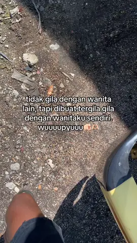 uwwwww 🫶🏻@DESTA C.O  #gabutberkedoksupir #berandatiktok #zxycba #storytruck #trukmaniaindonesia #bukanabdinegara #kulisopirindonesia #fyp 