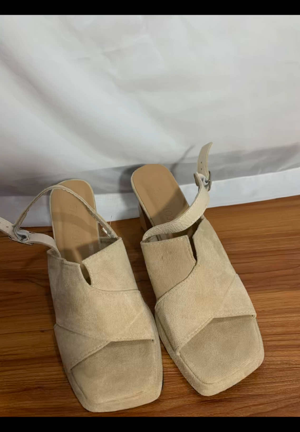 Available nos and sale High heels /sandals baten sis ano pa inaantay niyo buy now💖💖💖💖🥰🥰🥰🥰 #availablenow #heelssandals #highlight #fyppppppppppppppppppppppp 
