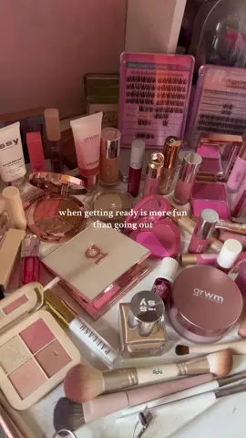 girl things #grwm #makeup 